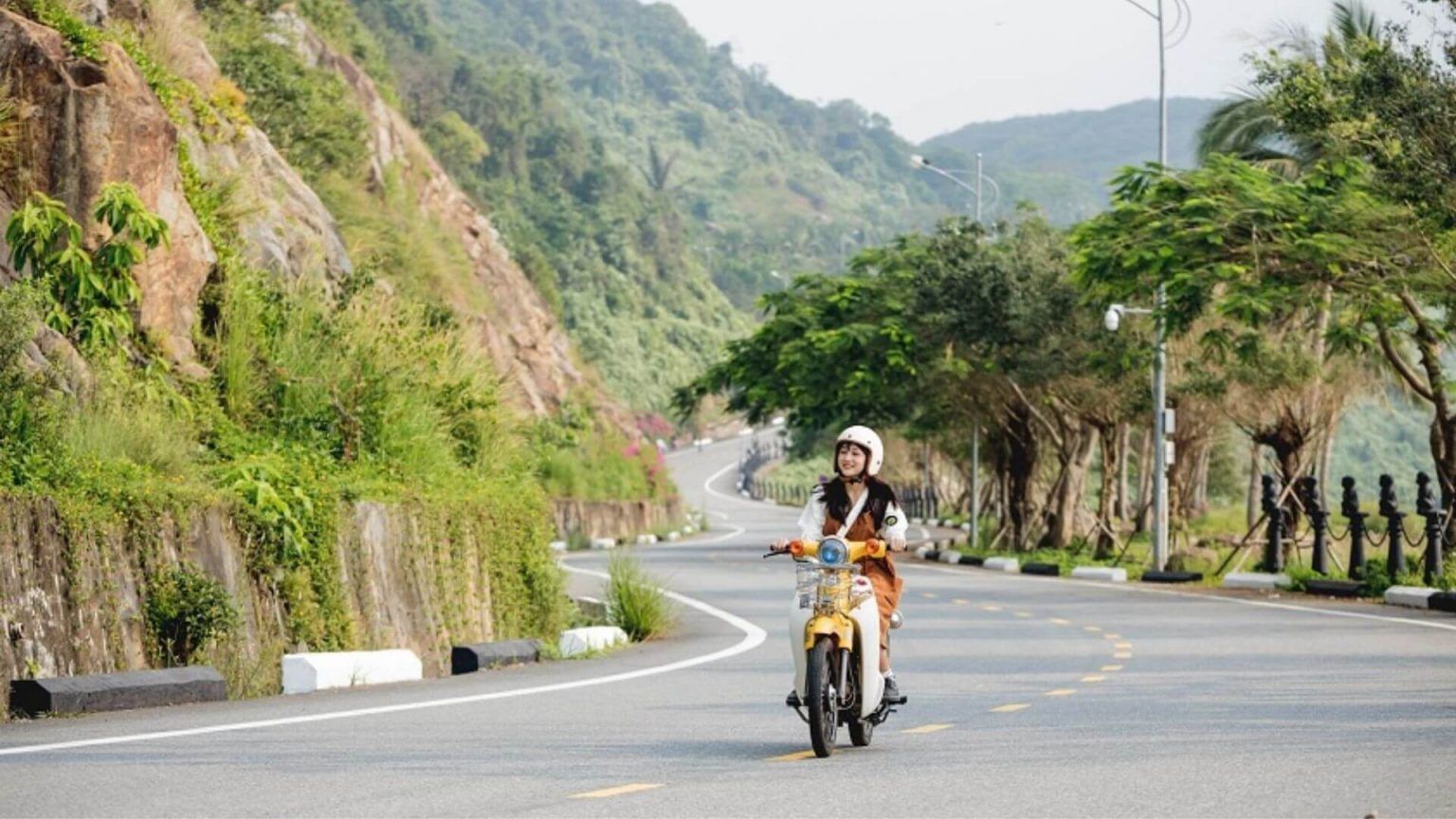 Trai-nghiem-di-xe-may-den-ban-dao-Son-Tra-Da-Nang-Anh-Suu-tam-1536x864.jpg